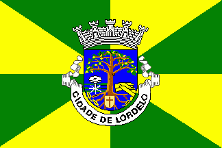 [Lordelo (Paredes) commune old city flag]