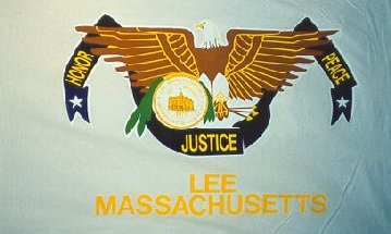[Flag of Lee, Massachusetts]