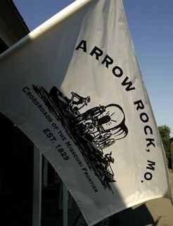 [flag of Arrow Rock, Missouri]